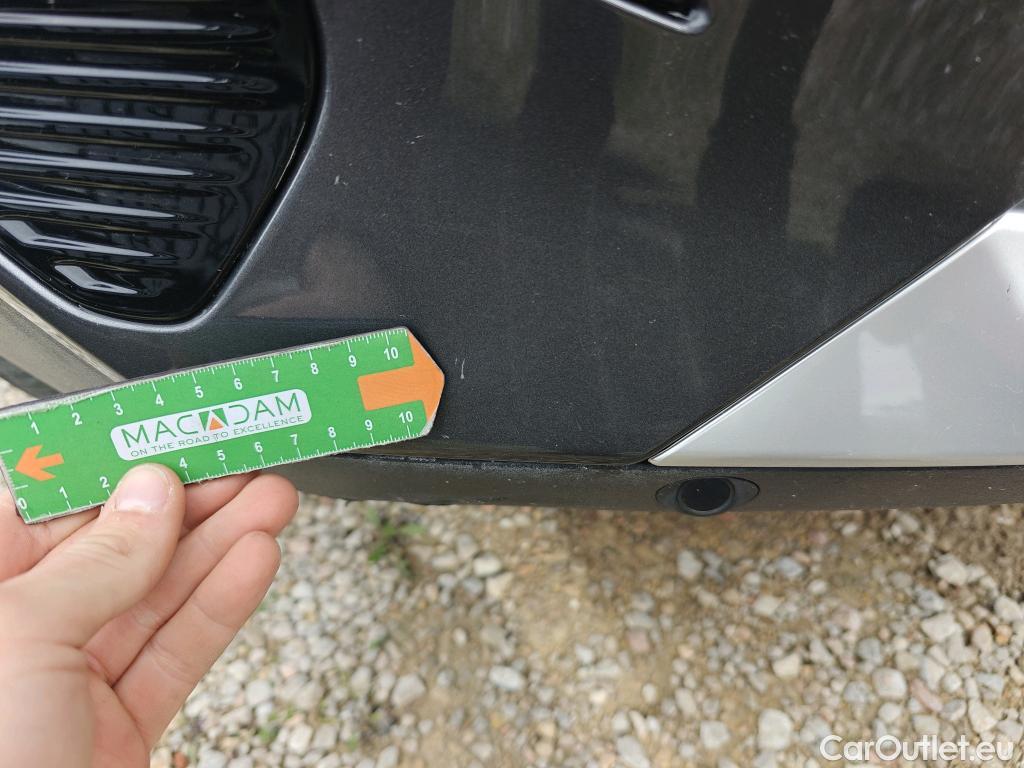  Peugeot  3008 PEUGEOT  Hybrid / 2020 / 5P / todoterreno 225 e-EAT8 Allure (AC2) #24