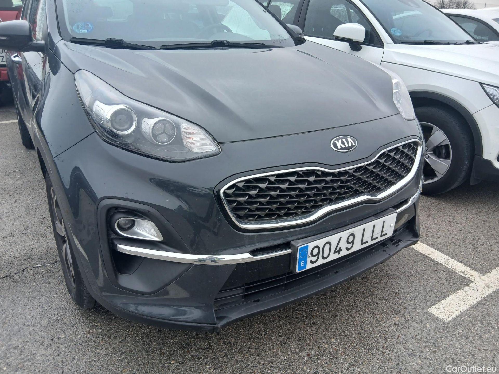  KIA  Sportage KIA  1.6MHEV Drive 100kW(136CV) 4x2(Crist Tintados)(CX) #9