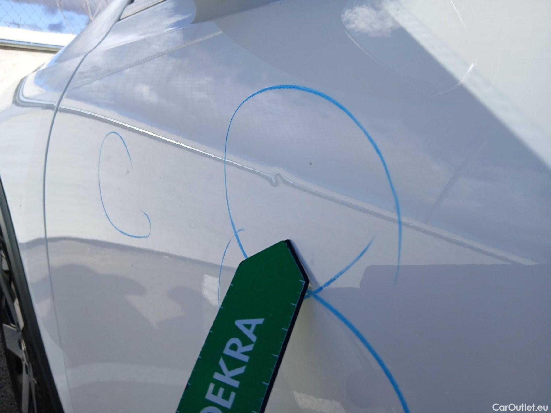  Mercedes  GLB MERCEDES-BENZ  / 2019 / 5P / todoterreno 2.0  200 D 4MATIC DCT 110KW (150CV) #16