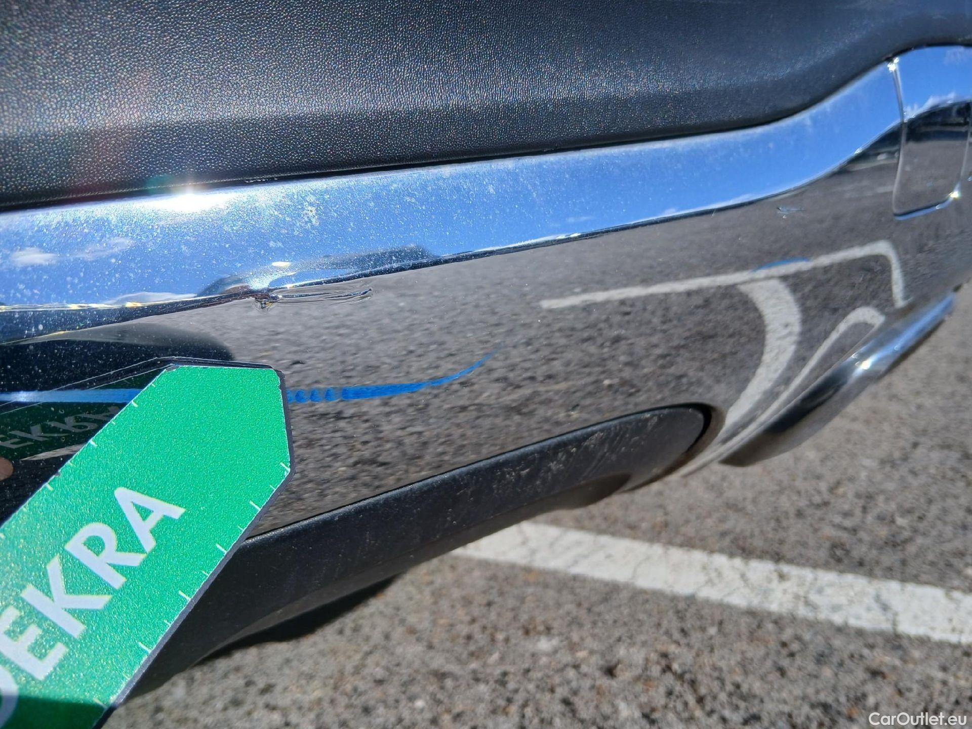  Mercedes  GLB MERCEDES-BENZ  / 2019 / 5P / todoterreno 2.0  200 D 4MATIC DCT 110KW (150CV) #32