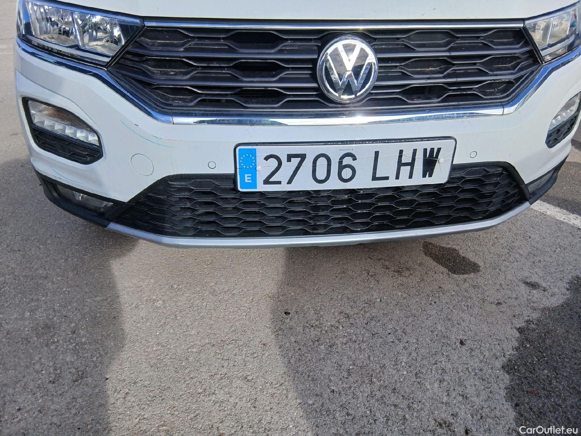  Volkswagen  T-ROC VOLKSWAGEN  / 2017 / 5P / todoterreno Advance 1.0 TSI 85kW (115CV) (CX) #7