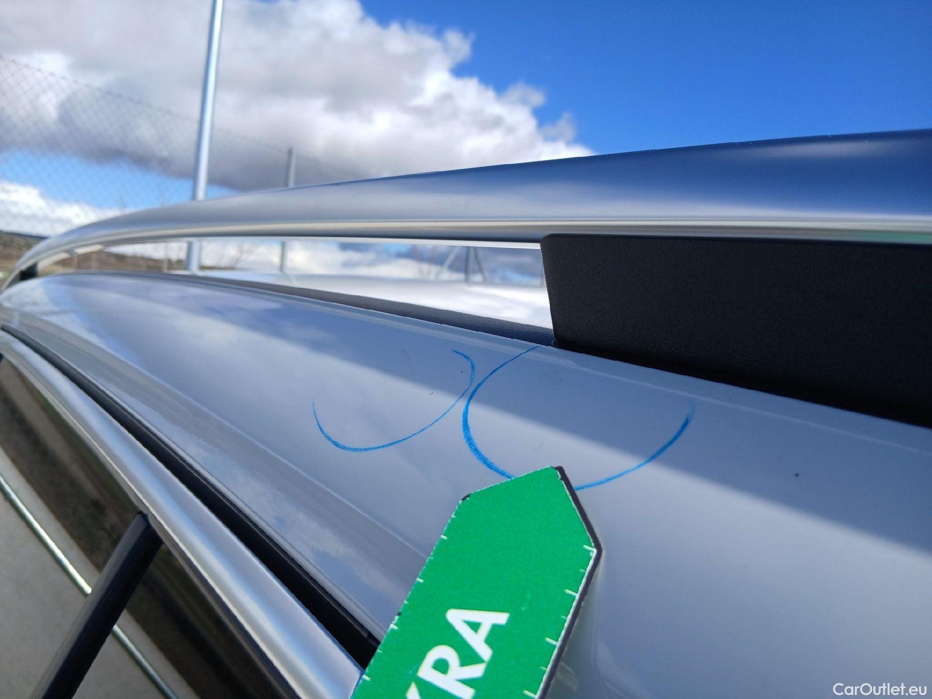  Mercedes  GLB MERCEDES-BENZ  / 2019 / 5P / todoterreno 2.0  200 D 4MATIC DCT 110KW (150CV) #21