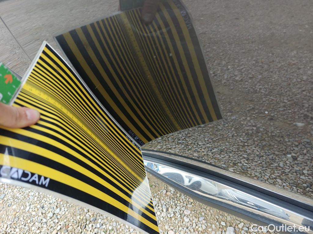  Peugeot  3008 PEUGEOT  Hybrid / 2020 / 5P / todoterreno 225 e-EAT8 Allure (AC2) #31