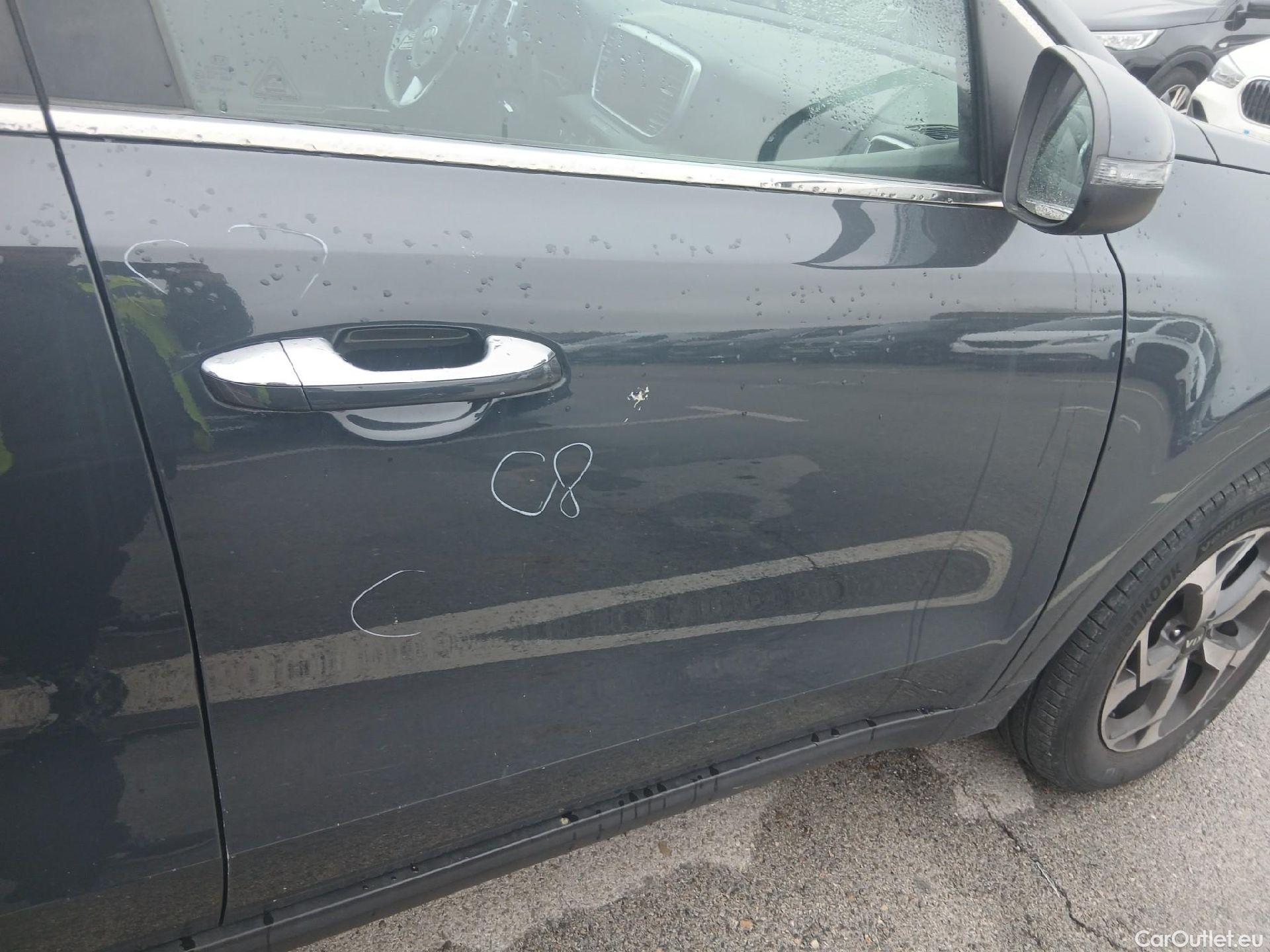  KIA  Sportage KIA  1.6MHEV Drive 100kW(136CV) 4x2(Crist Tintados)(CX) #23