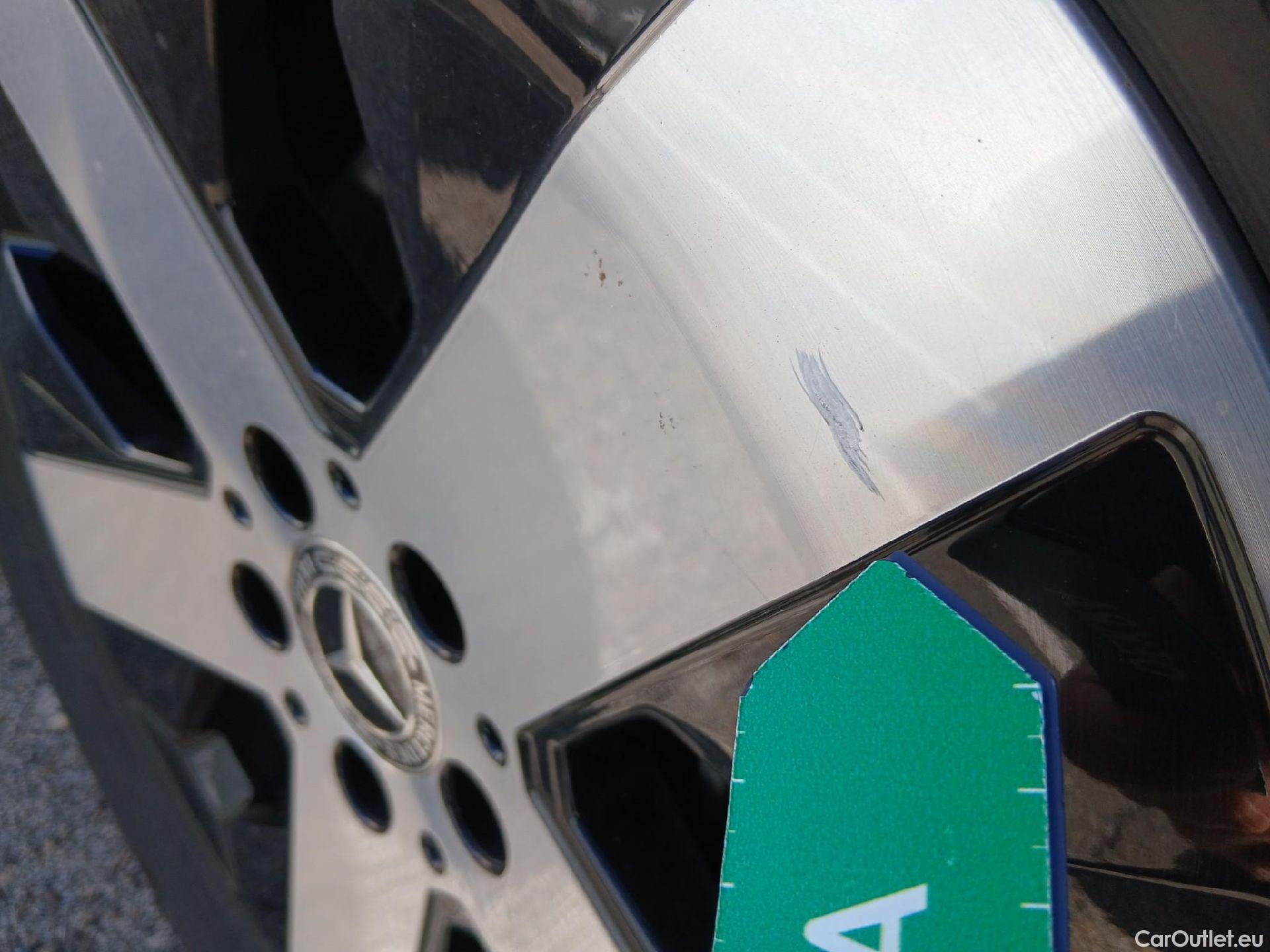  Mercedes  GLB MERCEDES-BENZ  / 2019 / 5P / todoterreno 2.0  200 D 4MATIC DCT 110KW (150CV) #23