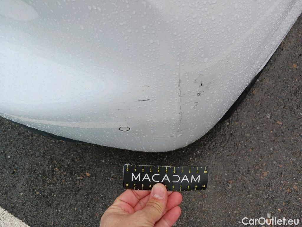  Peugeot  208 PEUGEOT  / 2019 / 5P / berlina con portón BlueHDi 73kW (100CV) Active Pack (AC2) #11