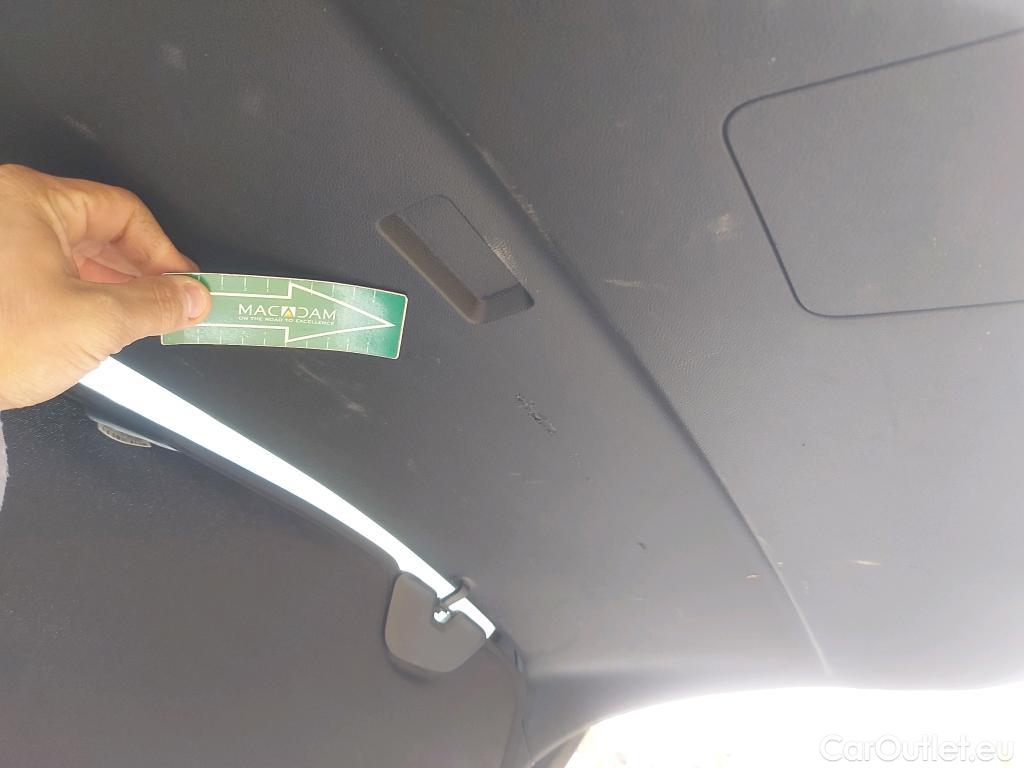  Ford  Kuga FORD  / 2019 / 5P / todoterreno ST-Line X 2.5 Duratec PHEV 165kW Auto #7