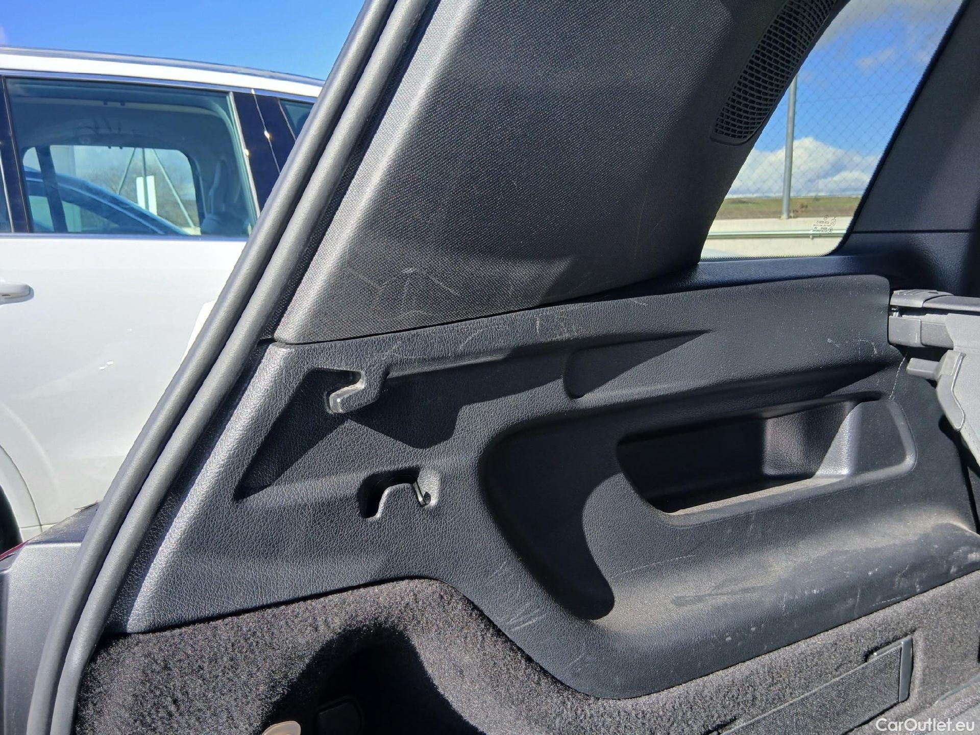  Mercedes  GLB MERCEDES-BENZ  / 2019 / 5P / todoterreno 2.0  200 D 4MATIC DCT 110KW (150CV) #37