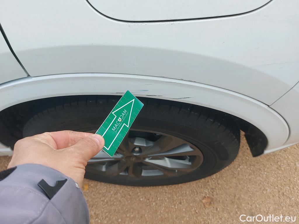  Ford  Kuga FORD  / 2019 / 5P / todoterreno ST-Line X 2.5 Duratec PHEV 165kW Auto #26