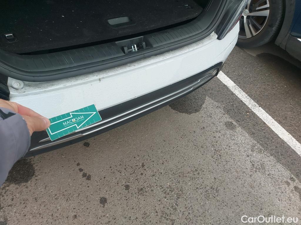  Hyundai  Konna HYUNDAI Kona / 2020 / 5P / todoterreno 150kW EV Maxx #26