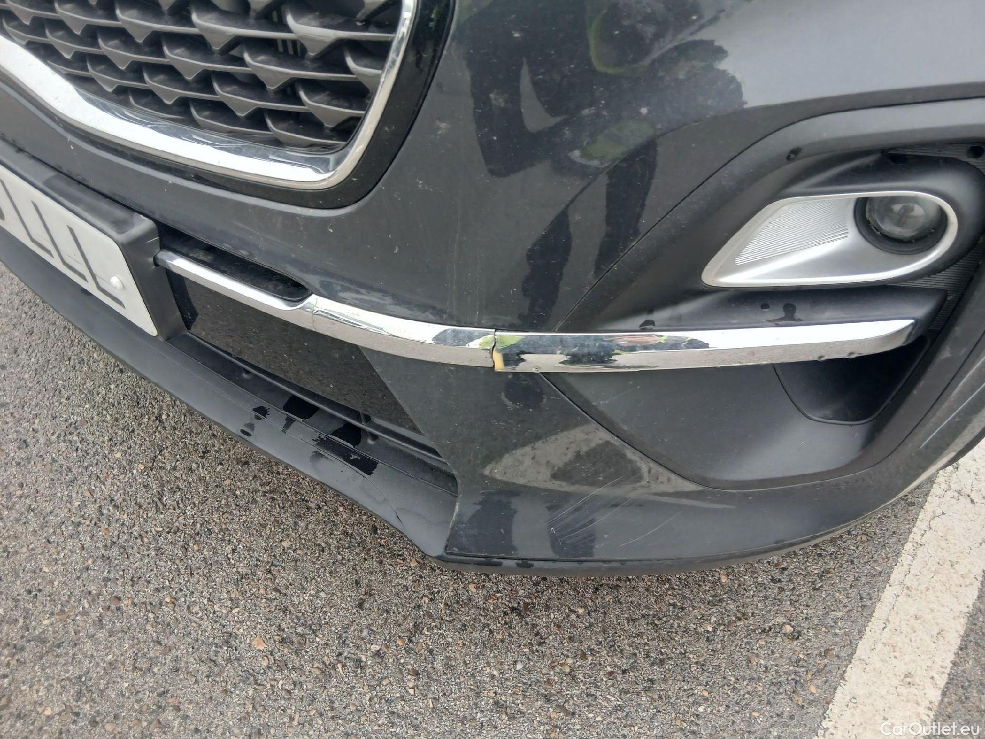  KIA  Sportage KIA  1.6MHEV Drive 100kW(136CV) 4x2(Crist Tintados)(CX) #10