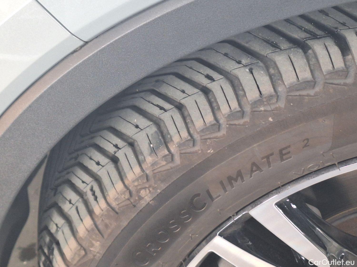  Volvo  XC 40 Volvo, XC40 FL'21, Volvo XC40 B3 Plus Dark Design DCT 5d #5