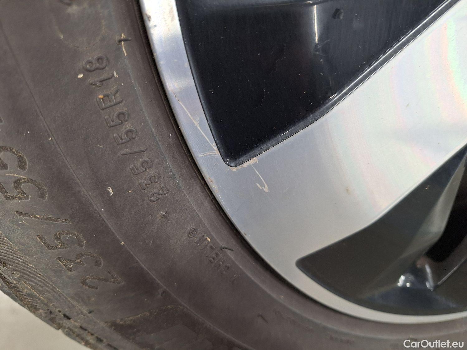  Mercedes  GLB Mercedes,  '19, Mercedes-Benz   200 Business Solution 5d 7pl #2