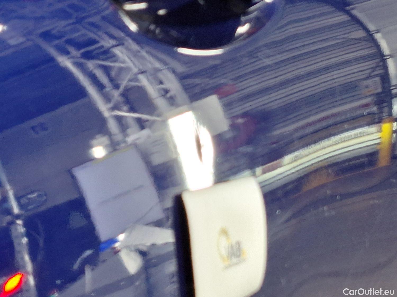  Mercedes  GLB Mercedes,  '19, Mercedes-Benz   200 Business Solution 5d 7pl #16