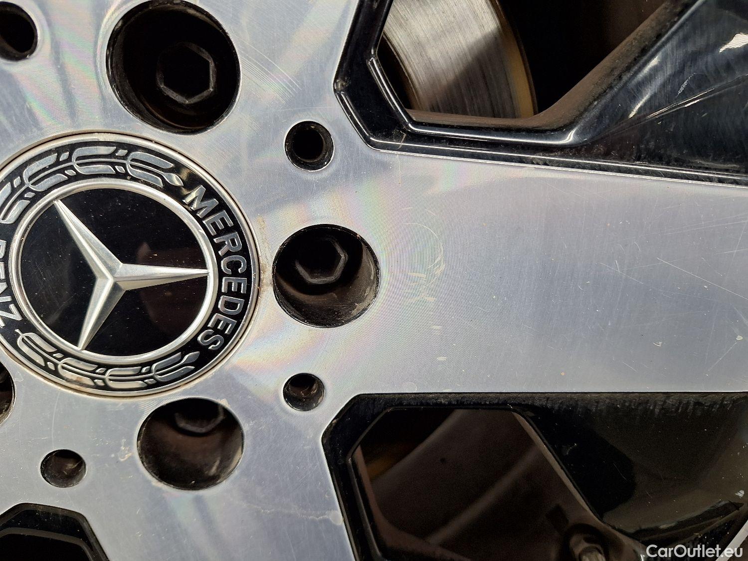  Mercedes  GLB Mercedes,  '19, Mercedes-Benz   200 Business Solution 5d 7pl #3