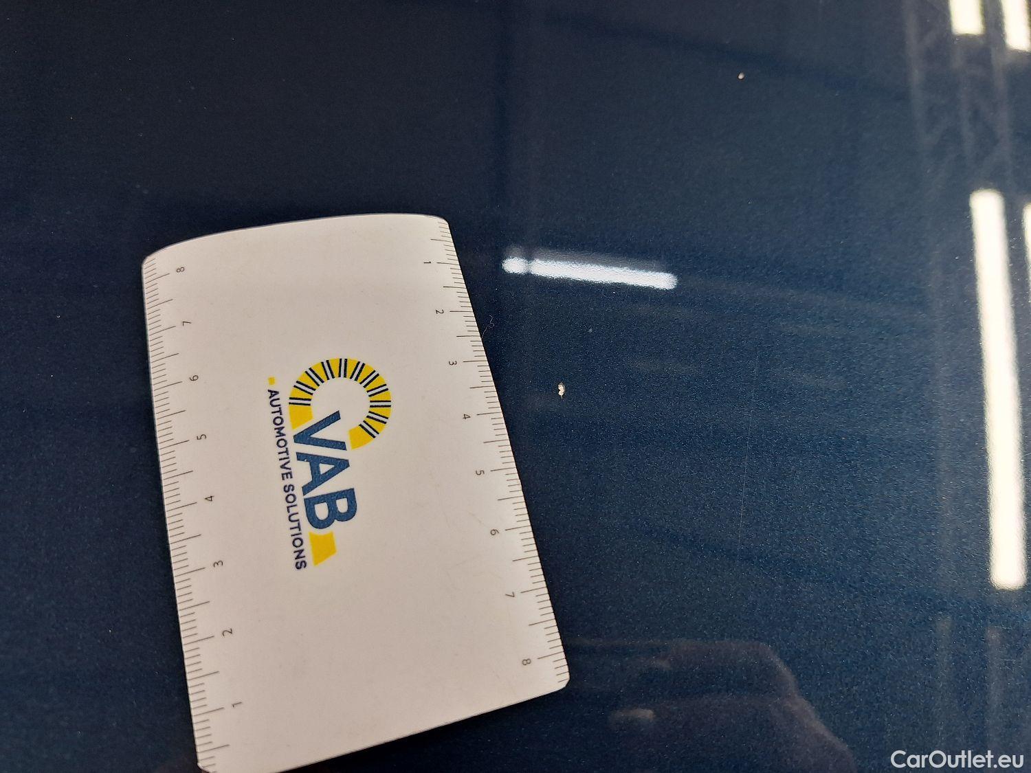  Mercedes  A-Klasse Mercedes, A-Class Berline '18, Mercedes-Benz  Limousine A 180d Business S #24