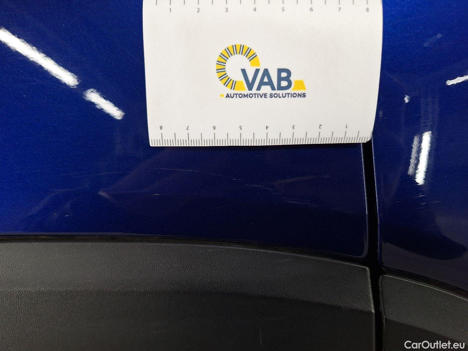  Mercedes  GLB Mercedes,  '19, Mercedes-Benz   200 Business Solution 5d 7pl #21