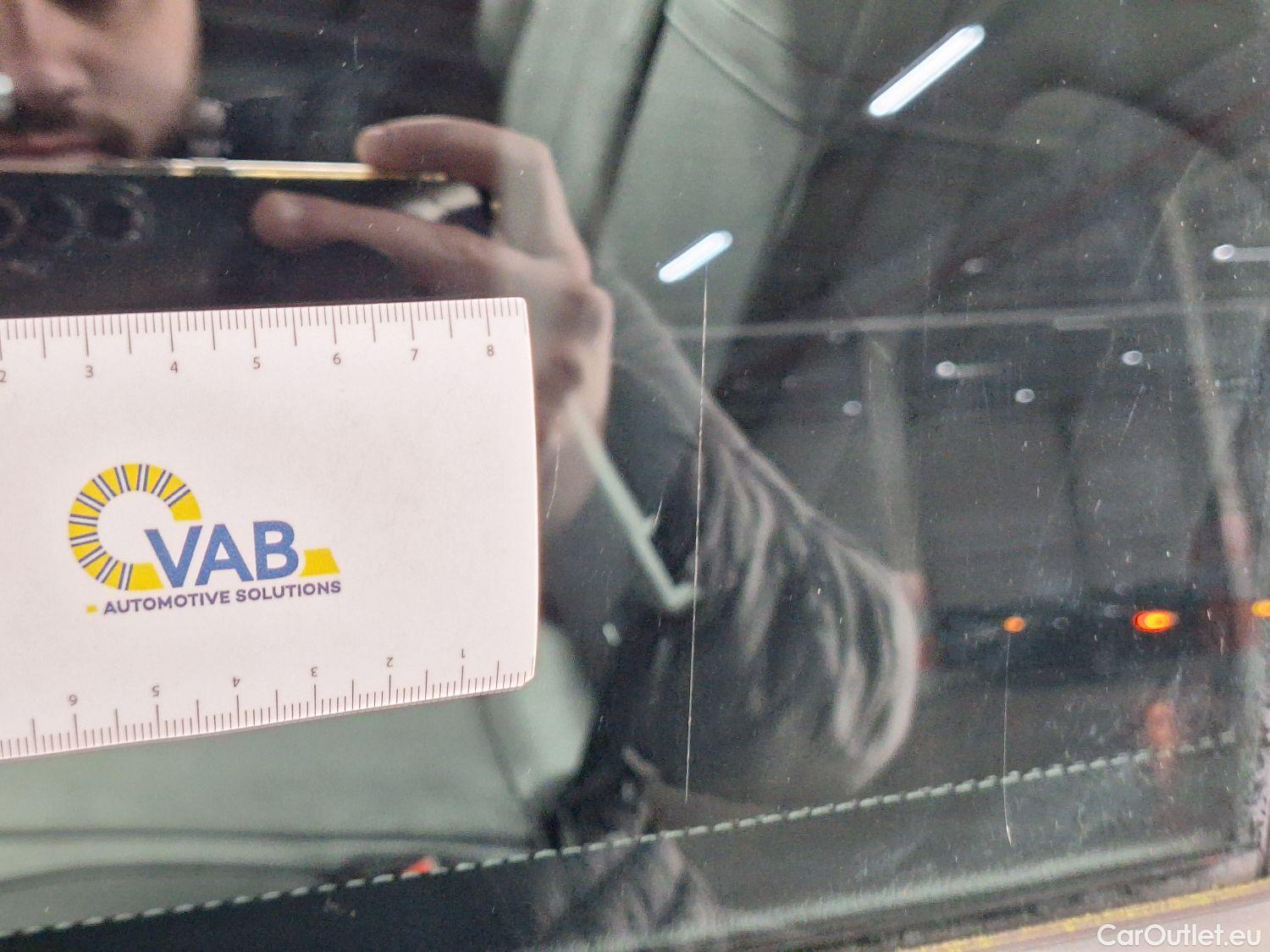  Mercedes  GLB Mercedes,  '19, Mercedes-Benz   200 Business Solution 5d 7pl #47