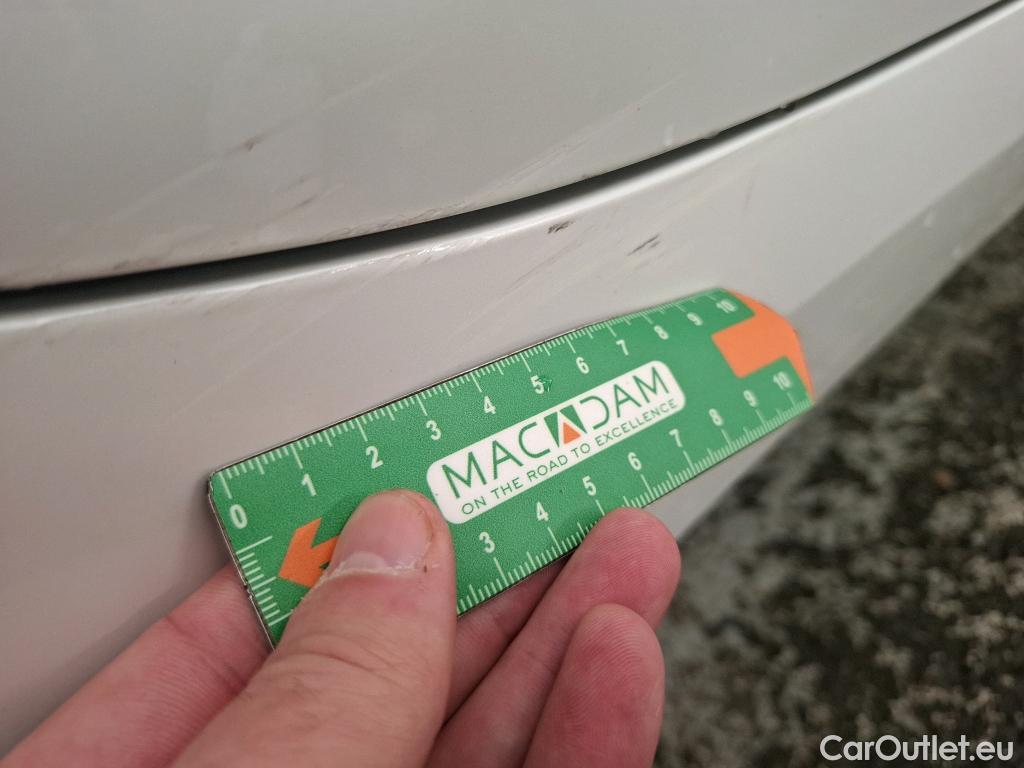  Bmw  Serie 1 BMW Série 1 / 2019 / 5P / Berline 116i DKG7 Business Design #8