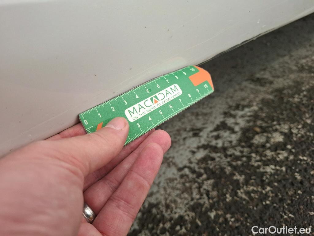  Bmw  Serie 1 BMW Série 1 / 2019 / 5P / Berline 116i DKG7 Business Design #9