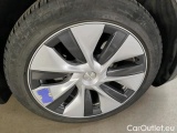  Tesla  Model Y  Long Range Dual Motor AWD 378kW/514pk  5D/P Auto-1 #35
