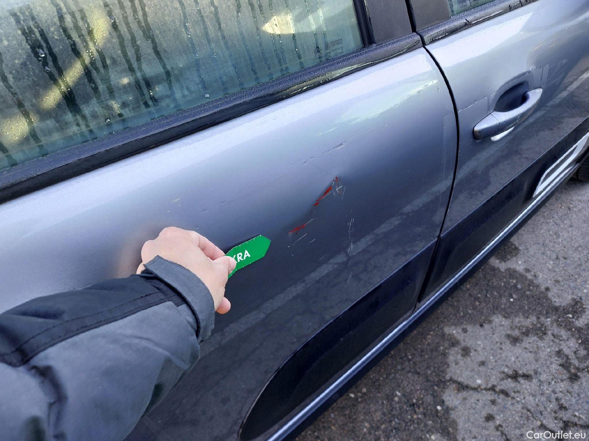  Citroen  C3 CITROEN  / 2020 / 5P / berlina con portón PureTech 60KW (83CV) Feel Pack #19