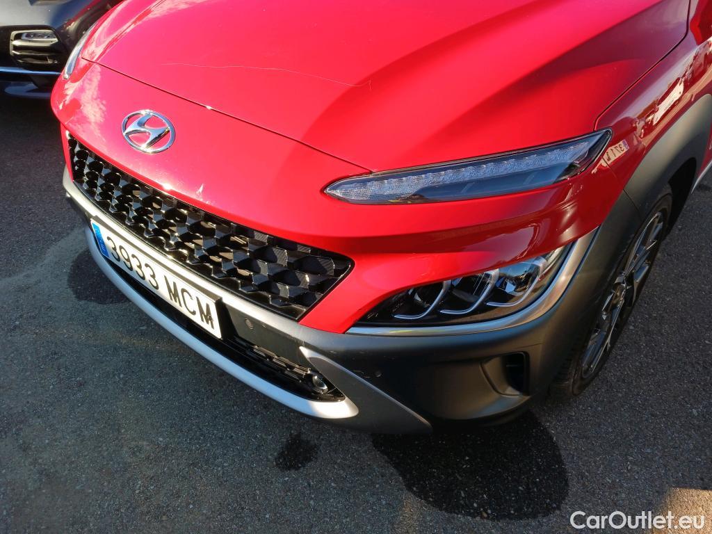  Hyundai  Konna HYUNDAI Kona / 2020 / 5P / todoterreno 1.6 GDI HEV Style Sky DCT #28