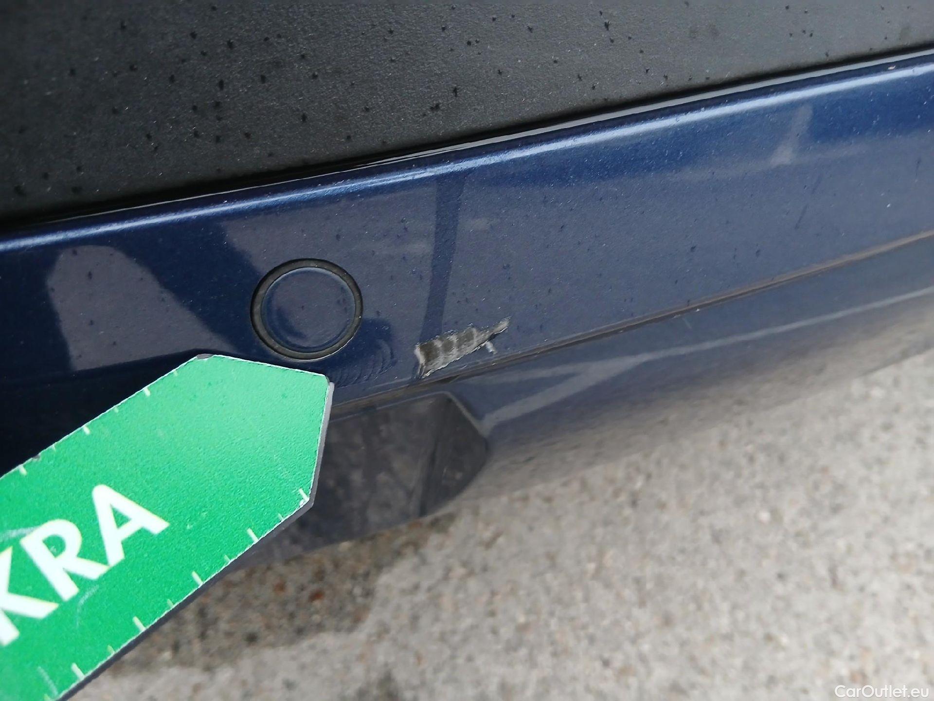  Bmw  X2 BMW  / 2017 / 5P / todoterreno sDrive18i (AC) #22