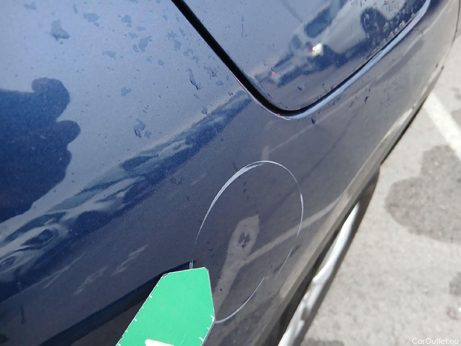  Bmw  X2 BMW  / 2017 / 5P / todoterreno sDrive18i (AC) #25