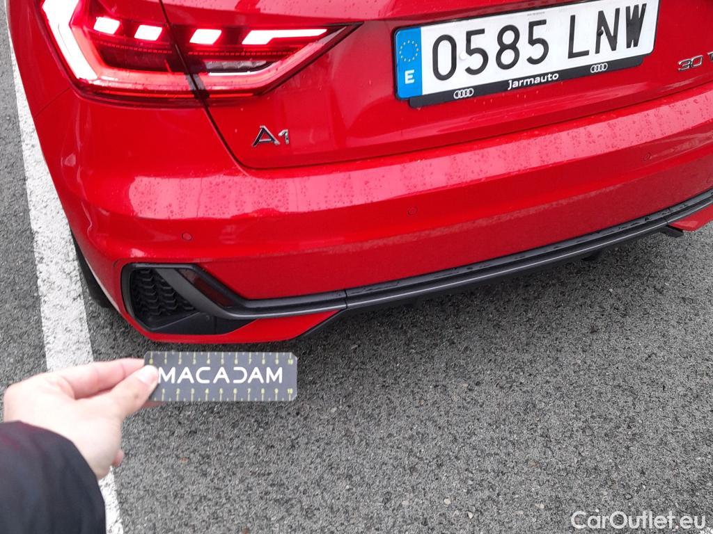  Audi  A1 Sportback AUDI A1 / 2018 / 5P / berlina con portón Sportback Adrenalin 30 TFSI 81kW S tron(SP) #10