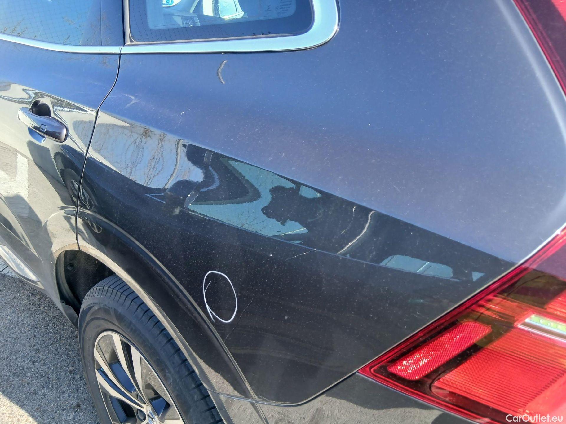  Volvo  XC60 VOLVO  / 2017 / 5P / todoterreno 2.0 T6 AWD Recharge Inscription Exp Auto #8