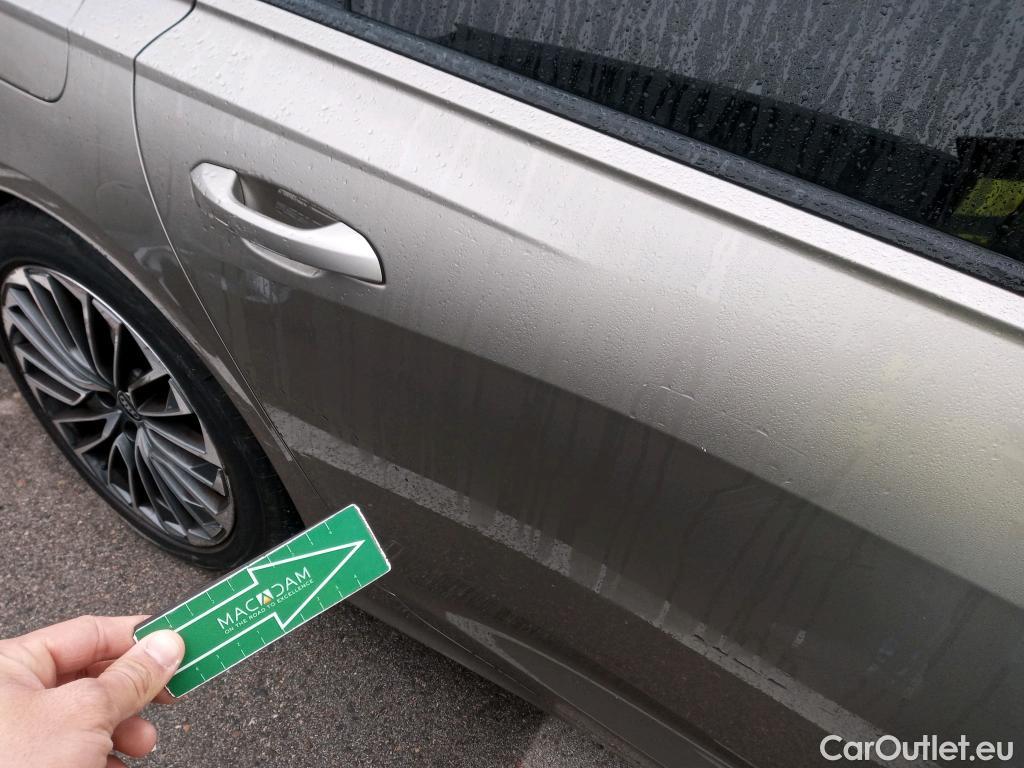  Audi  A6 AUDI  / 2018 / 4P / sedán Competition 55 TFSIe quattro S tronic #24