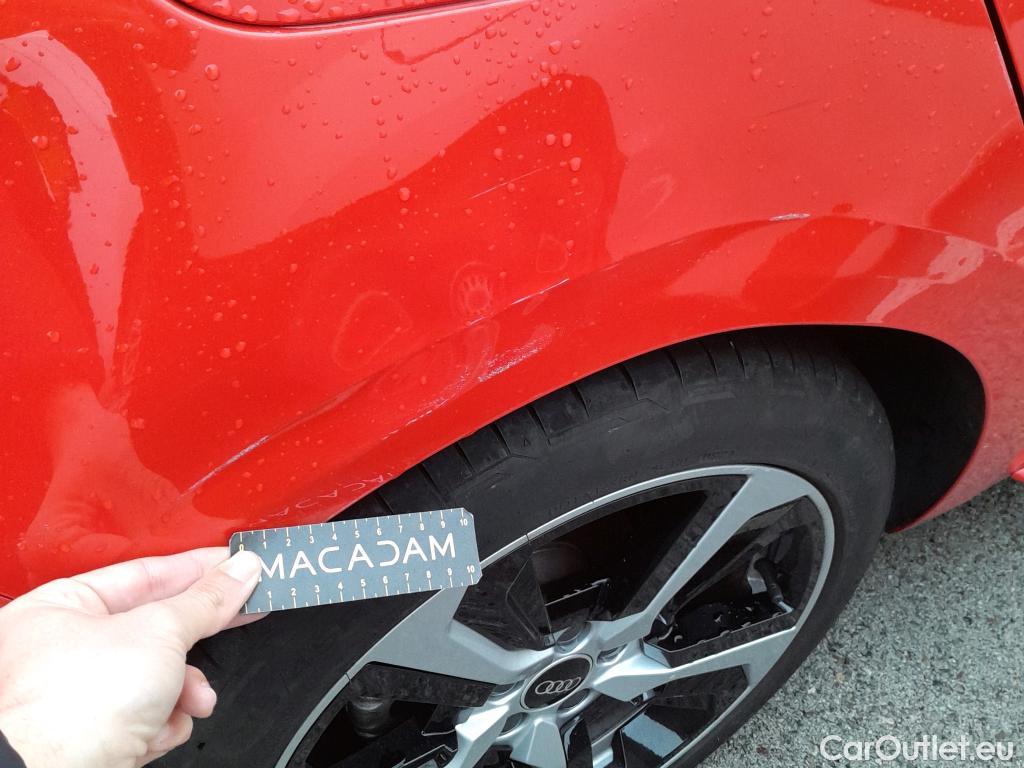  Audi  A1 Sportback AUDI A1 / 2018 / 5P / berlina con portón Sportback Adrenalin 30 TFSI 81kW S tron(SP) #2