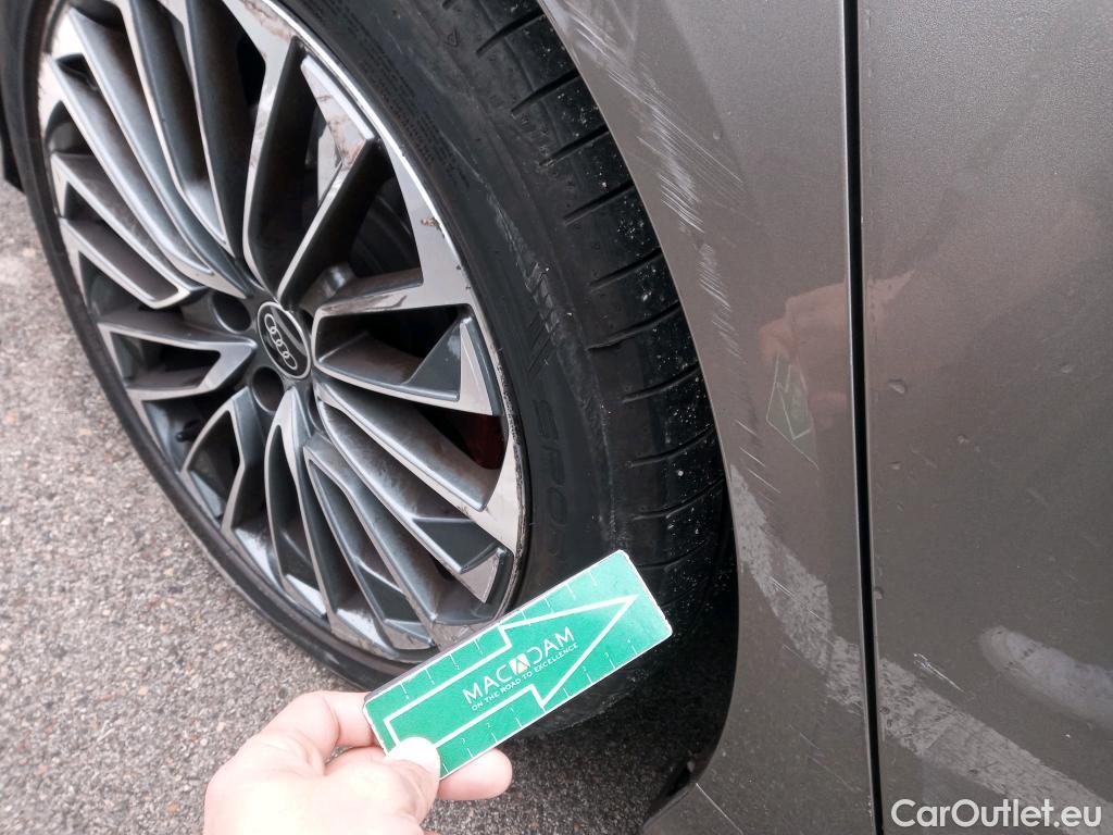  Audi  A6 AUDI  / 2018 / 4P / sedán Competition 55 TFSIe quattro S tronic #9