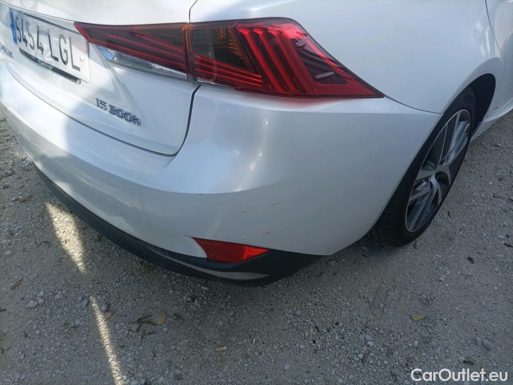  Lexus  IS LEXUS  / 2016 / 4P / sedán 2.5 300h Executive #11