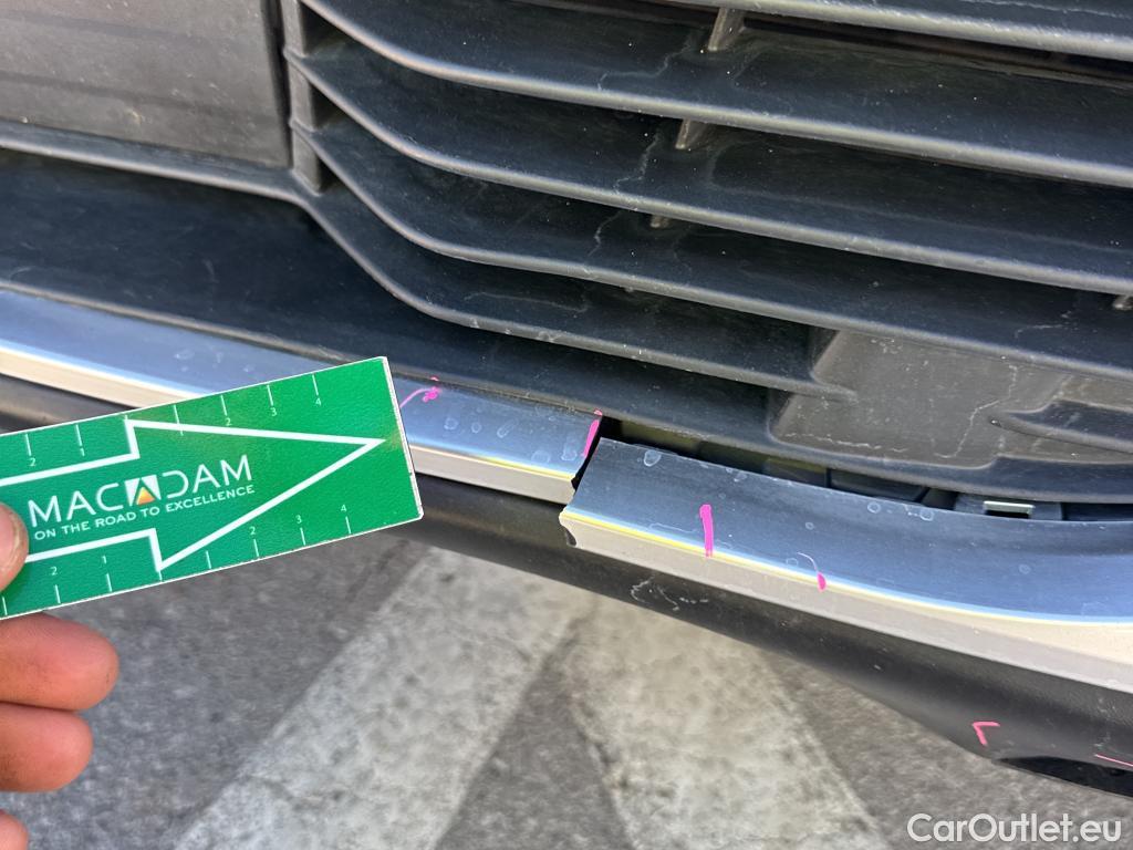  Peugeot  2008 PEUGEOT  / 2019 / 5P / todoterreno Allure BlueHDI 81kW (110CV) #6