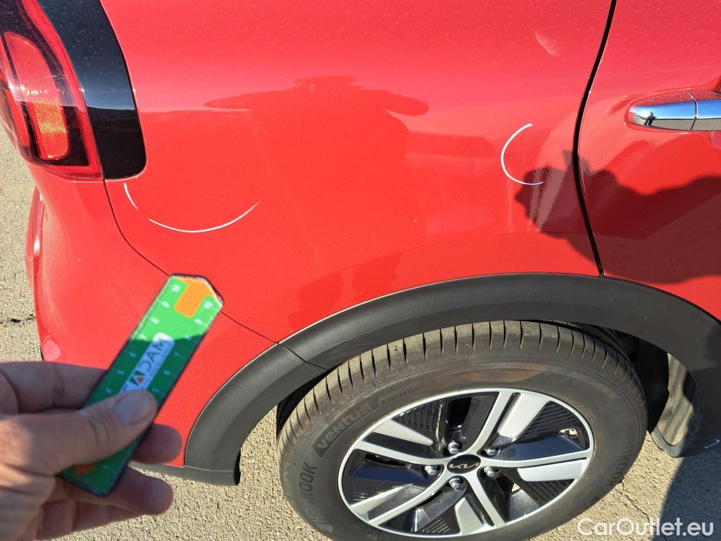  KIA  Niro KIA  / 2019 / 5P / crossover 1.6 GDi HEV 104kW (141CV) Drive #29