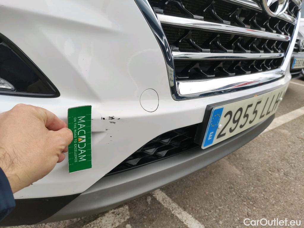  Hyundai  Tucson HYUNDAI  / 2018 / 5P / todoterreno 1.6 CRDI 85kW (116CV) 48V SLE 4X2(SP)(SL) #31