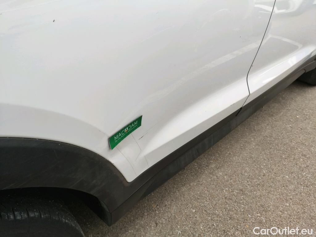  Hyundai  Tucson HYUNDAI  / 2018 / 5P / todoterreno 1.6 CRDI 85kW (116CV) 48V SLE 4X2(SP)(SL) #3