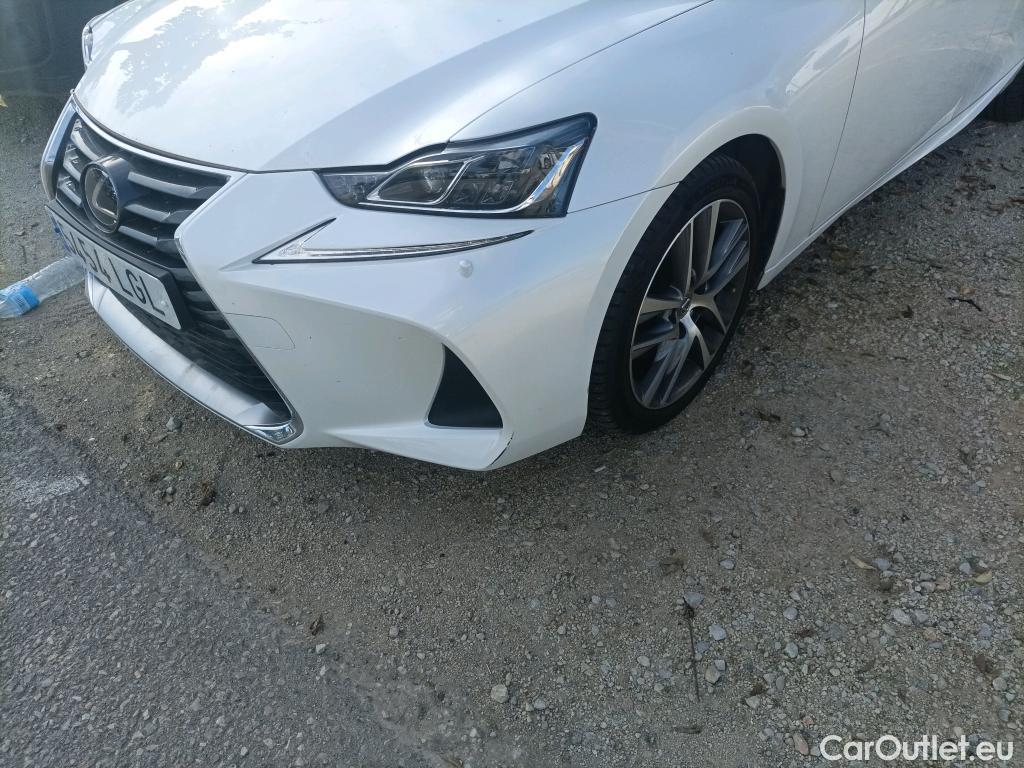  Lexus  IS LEXUS  / 2016 / 4P / sedán 2.5 300h Executive #7