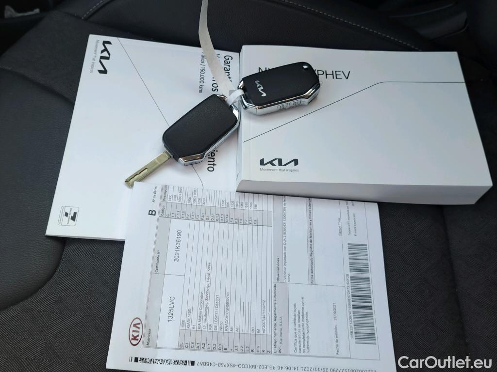  KIA  Niro KIA  / 2019 / 5P / crossover 1.6 GDi HEV 104kW (141CV) Drive #9