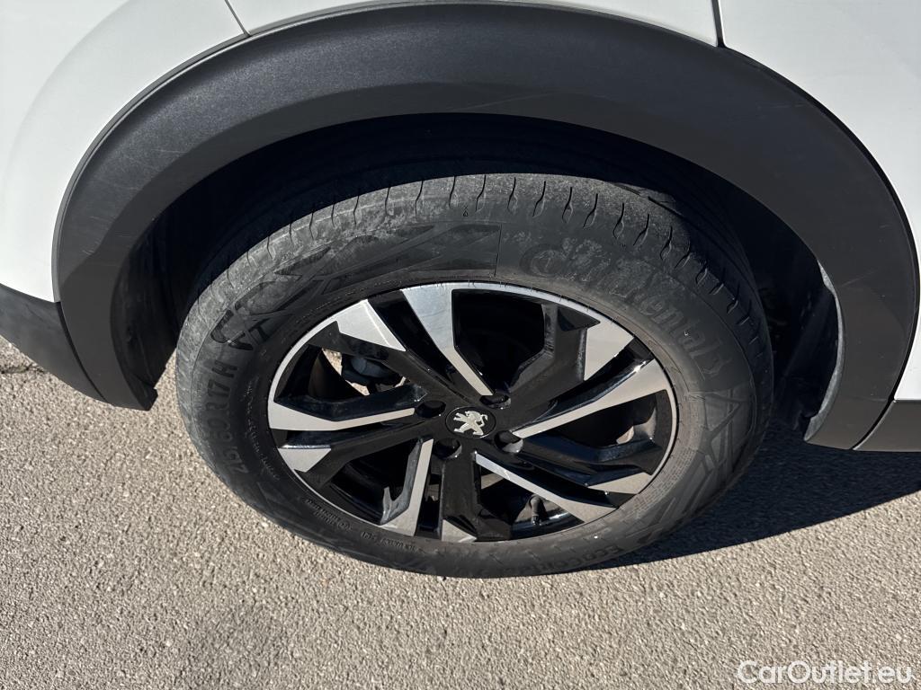  Peugeot  2008 PEUGEOT  / 2019 / 5P / todoterreno Allure BlueHDI 81kW (110CV) #12