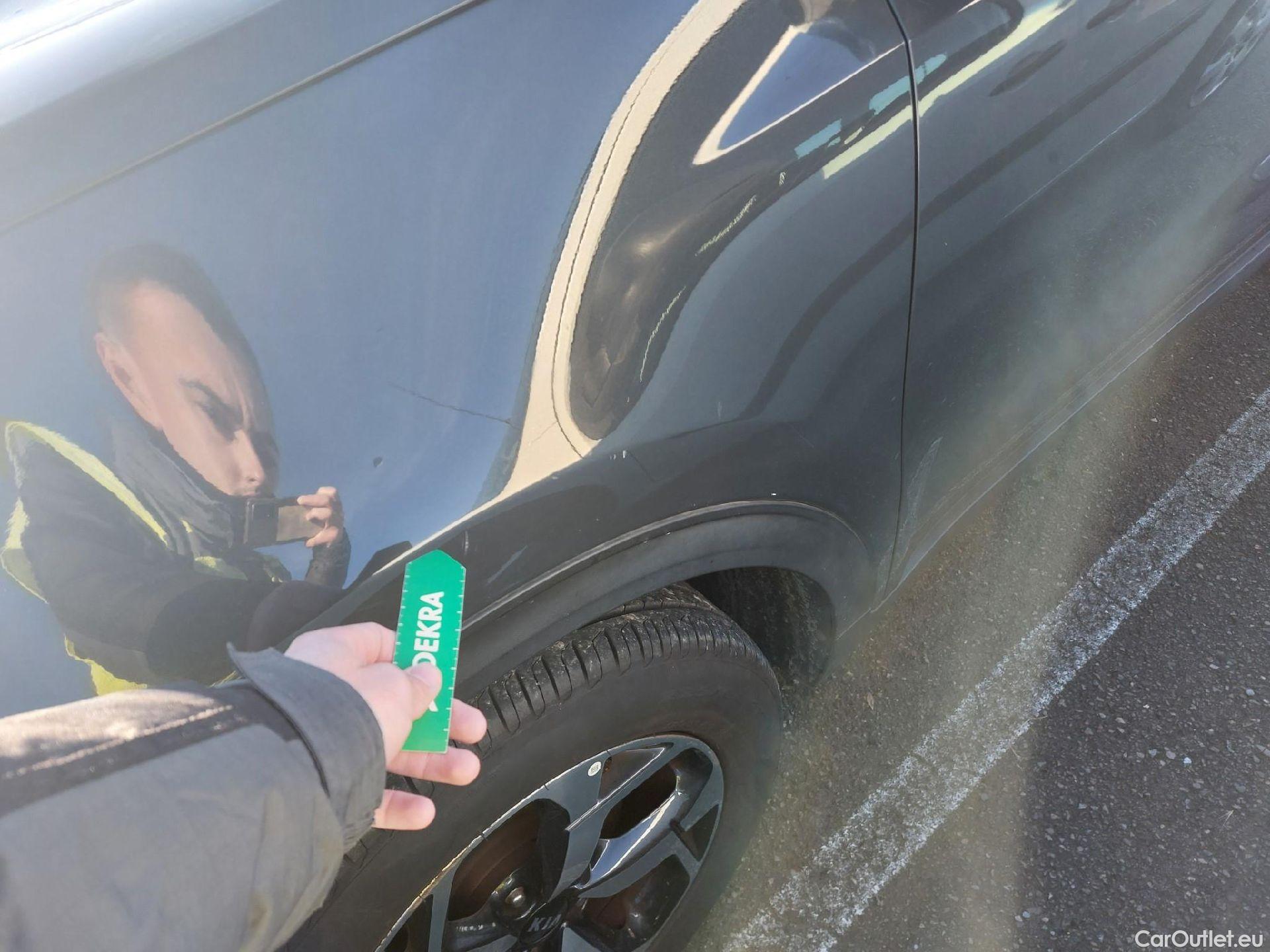  KIA  Sportage KIA  1.6 MHEV Drive 100kW(136CV) 4x2(Crist Tintados)(CX) #8