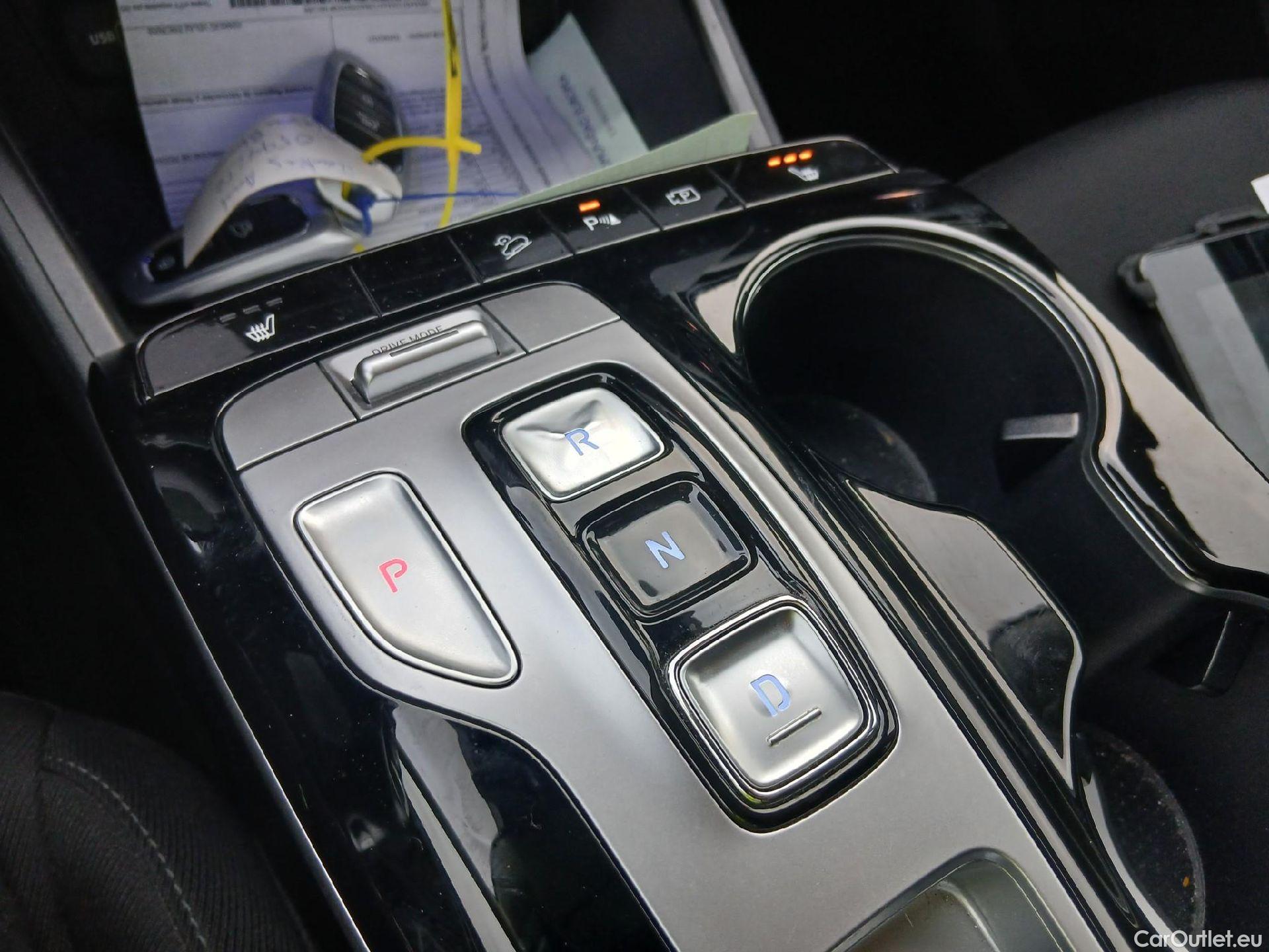  Hyundai  Tucson HYUNDAI  / 2020 / 5P / todoterreno 1.6 TGDI 169kW HEV Tecno Auto 2C #3