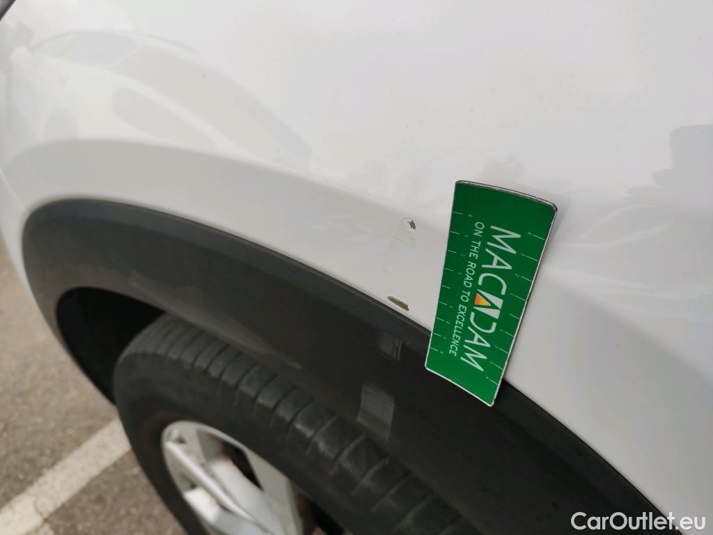  Hyundai  Tucson HYUNDAI  / 2018 / 5P / todoterreno 1.6 CRDI 85kW (116CV) 48V SLE 4X2(SP)(SL) #14