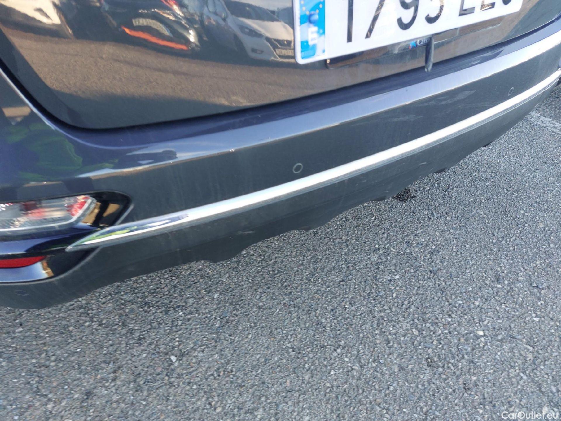  KIA  Sportage KIA  1.6 MHEV Drive 100kW(136CV) 4x2(Crist Tintados)(CX) #16