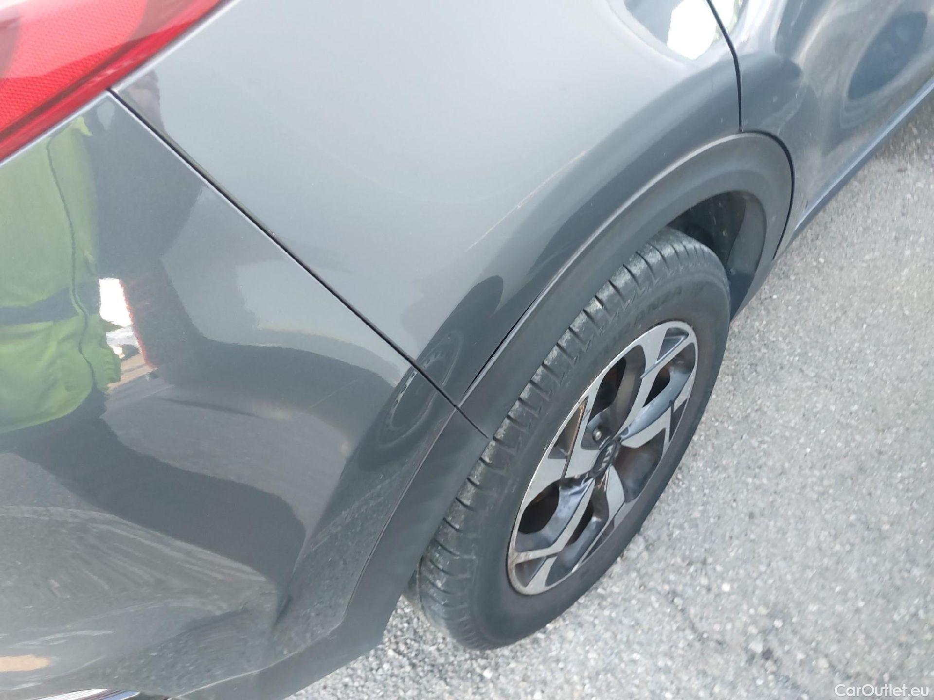  KIA  Sportage KIA  1.6 MHEV Drive 100kW(136CV) 4x2(Crist Tintados)(CX) #21