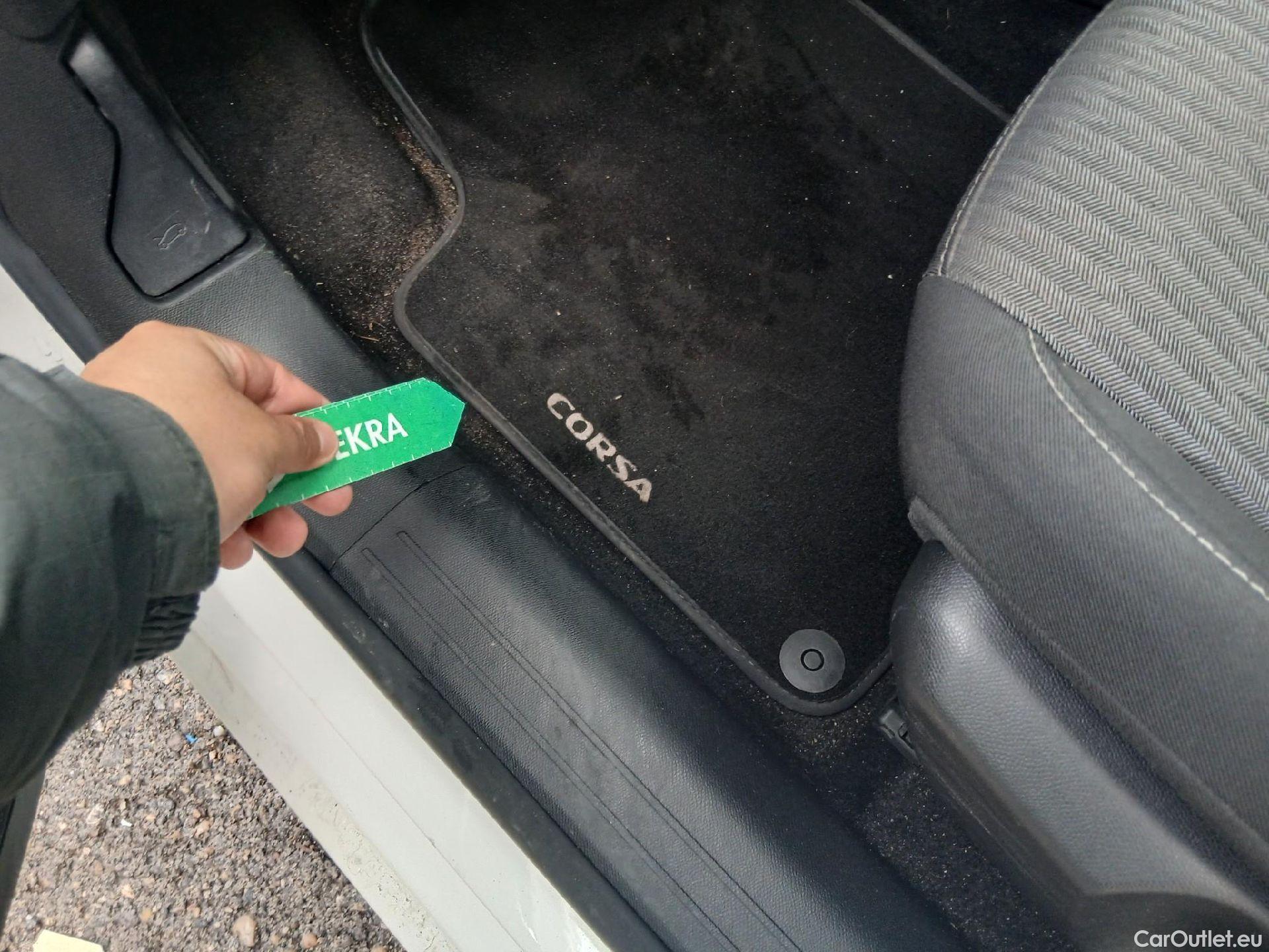  Opel  Corsa OPEL  / 2019 / 5P / berlina con portón 1.2T XHL 74kW (100CV) Edition #2