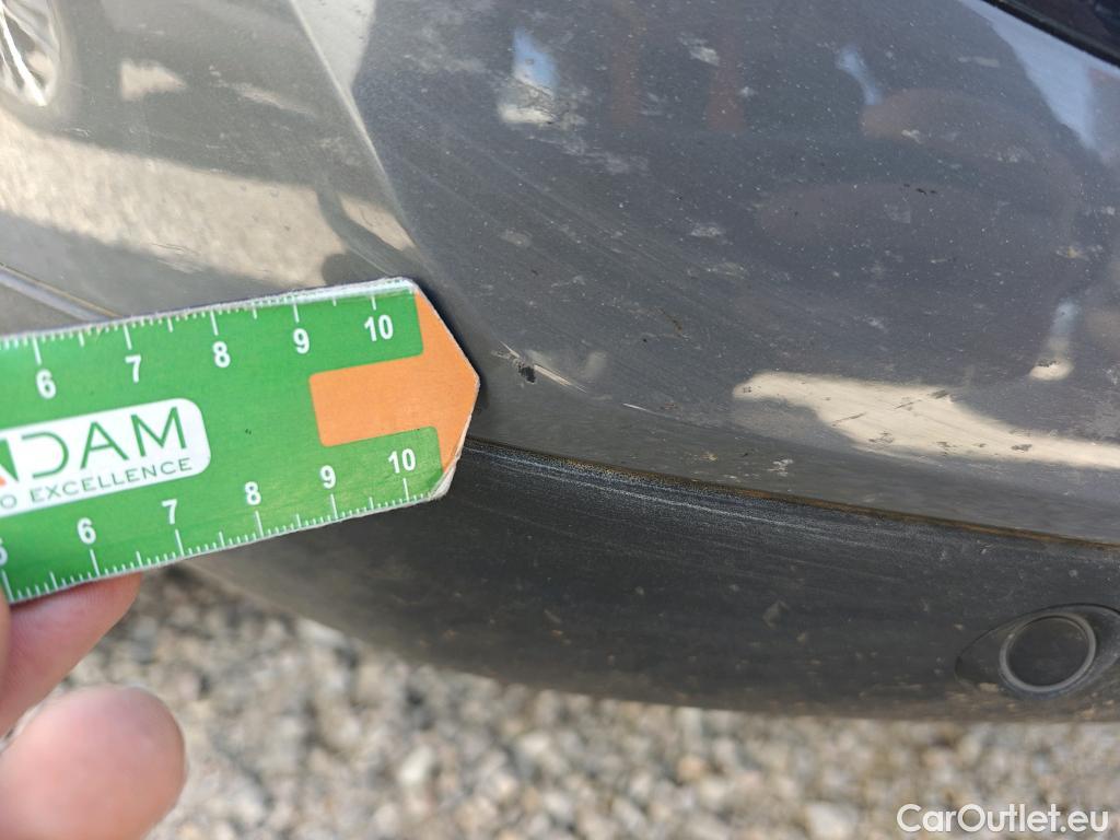  Peugeot  2008 PEUGEOT  / 2023 / 5P / todoterreno Style Gasolina 100 S&S 6 Vel. MAN(SP) #27