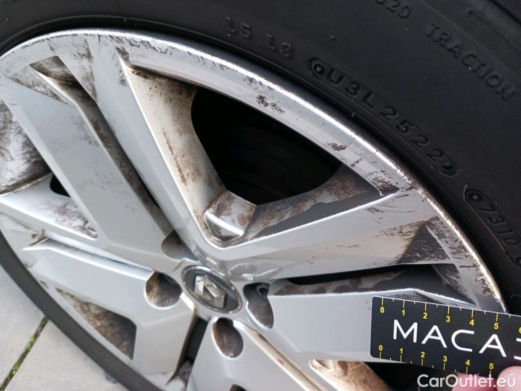  Renault  Clio RENAULT  / 2019 / 5P / berlina con portón Intens TCe 74 kW (100CV) GLP #23